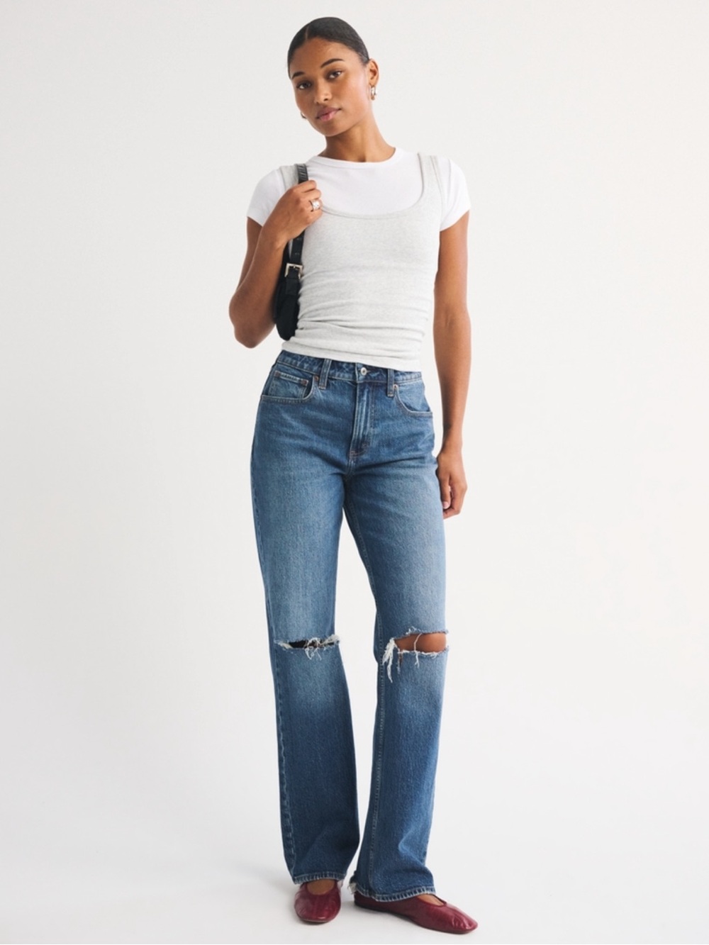 Abercrombie and Finch the 90s relaxed Jean high-rise curve up